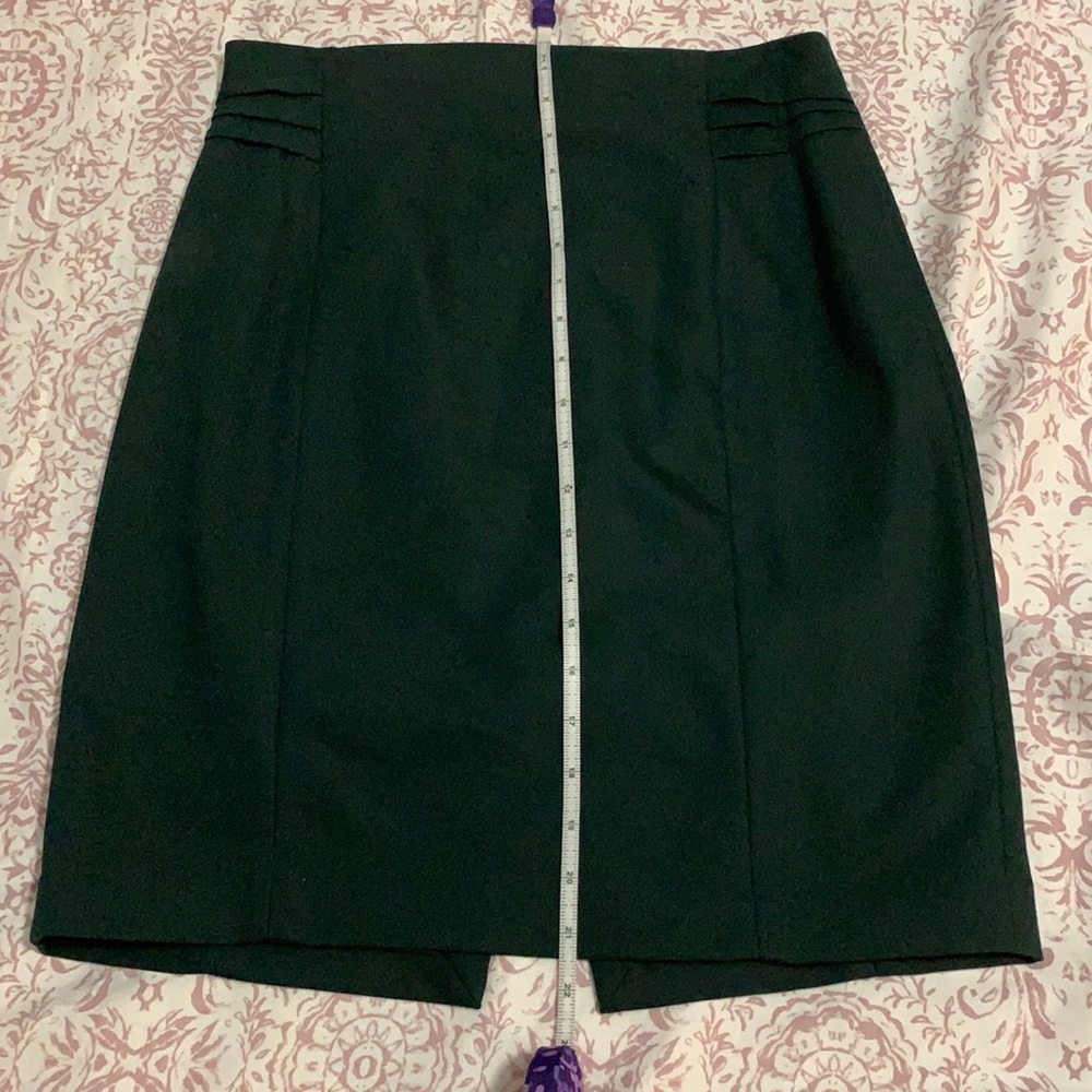 Express dark green skirt